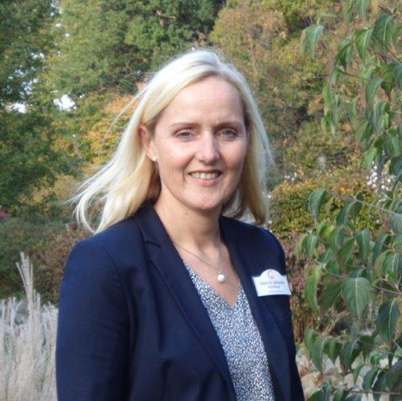 Mitarbeiter/in in der Wäscherei