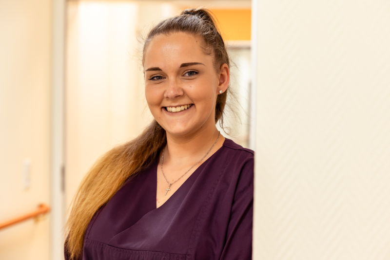 Pflegefachkraft mit Reisebereitschaft